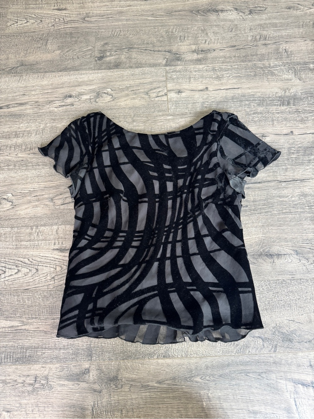 Robbie Bee 90s Black Sheer Short-Sleeve Velvet-Pattern Top